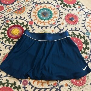 Nike navy blue skort